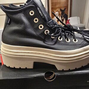 Converse Women’s CTAS Lugged Heel Waterproof Platform Shoes A12328C Black Size 7